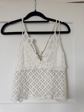 LA MIEL White Crochet Floral Lace Camisole
